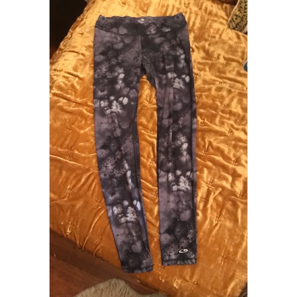 Champion Athletic Leggings, Black/Grey Abstract Design, Size Medium - Picture 10 of 17